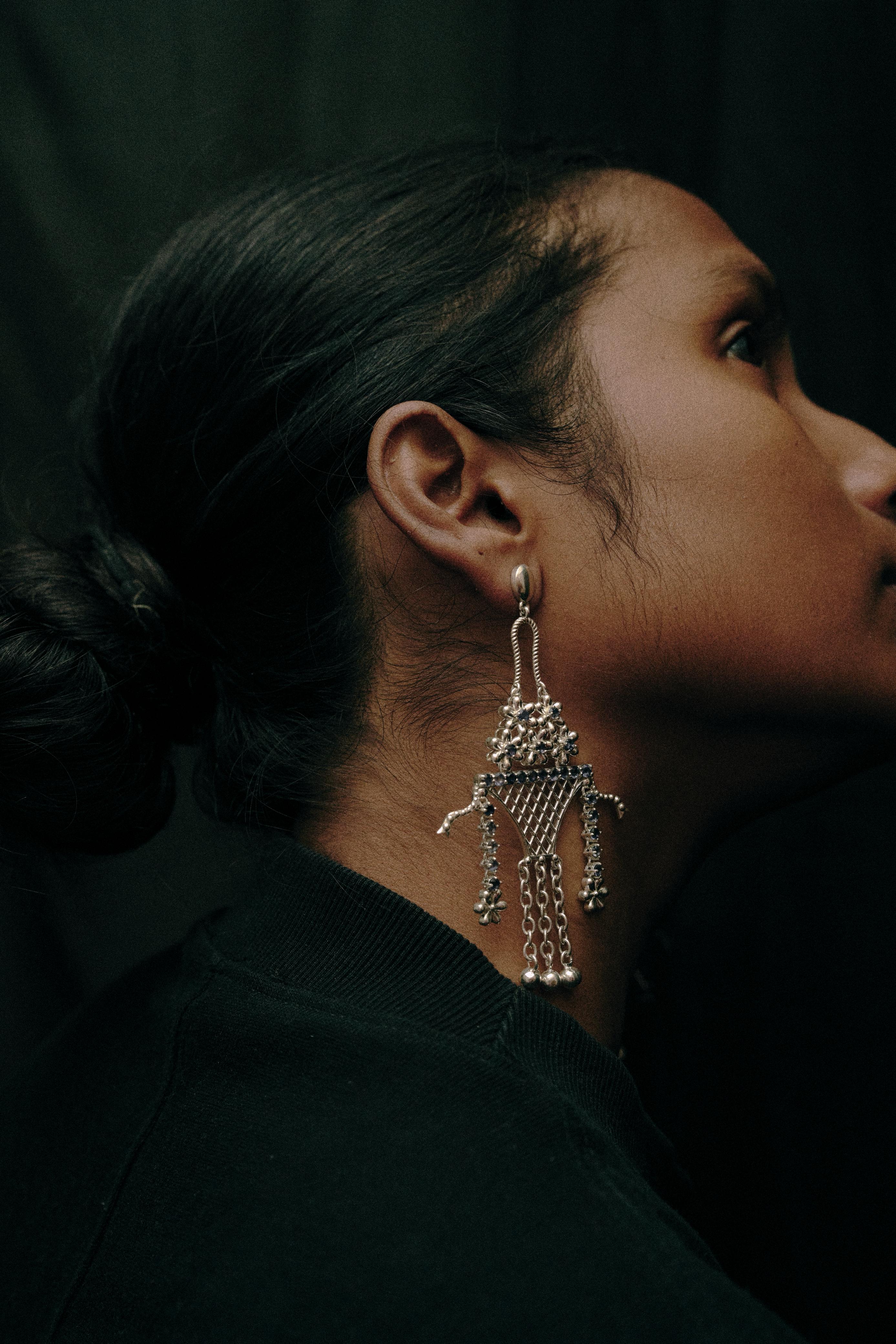 Iolite Guldasta Earrings