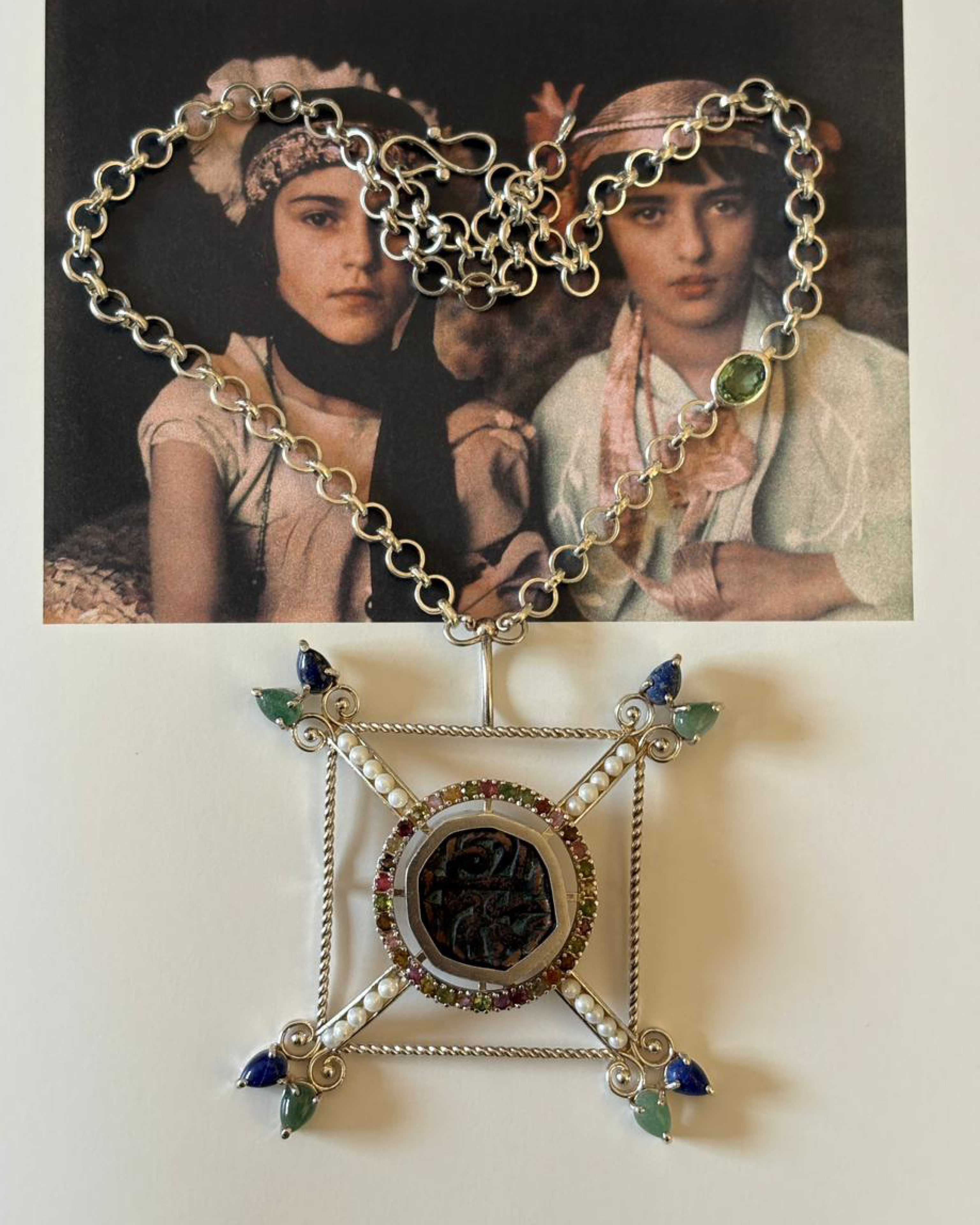 Coin pendant - Akbar
