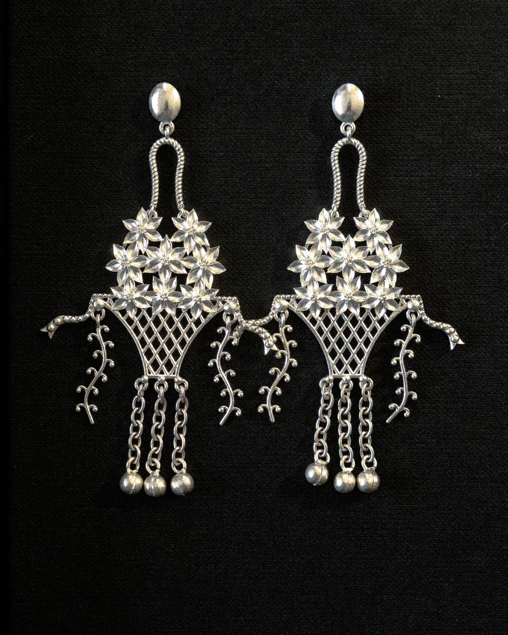 Guldasta Earrings